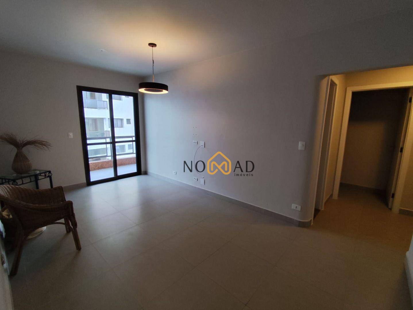 Apartamento para alugar com 4 quartos, 195m² - Foto 12