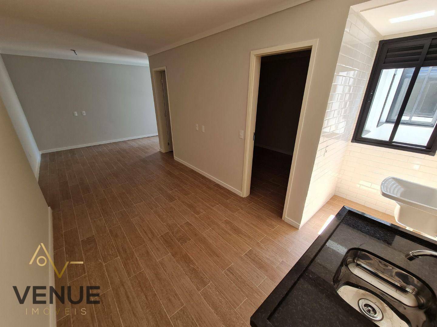 Apartamento à venda com 1 quarto, 30m² - Foto 1