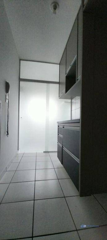 Apartamento à venda e aluguel com 2 quartos, 60m² - Foto 6