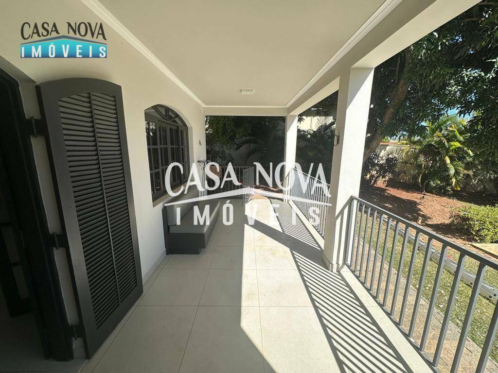 Casa de Condomínio para alugar com 3 quartos, 350m² - Foto 35