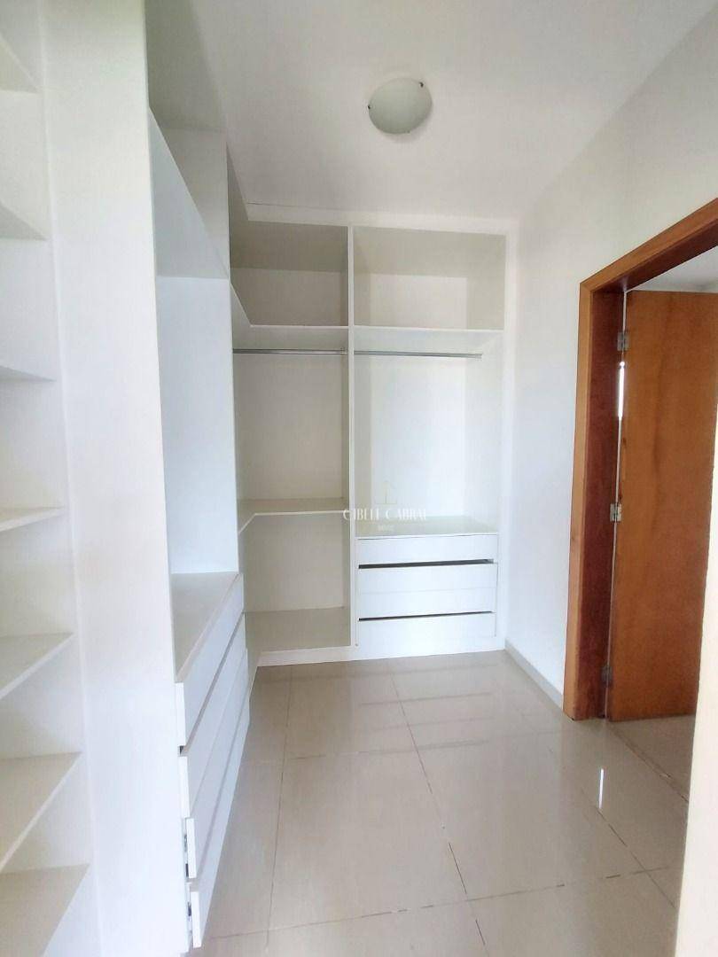 Casa de Condomínio à venda e aluguel com 3 quartos, 220m² - Foto 22