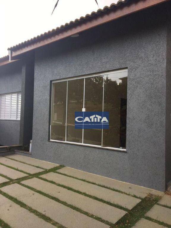 Casa de Condomínio à venda com 4 quartos, 200m² - Foto 3