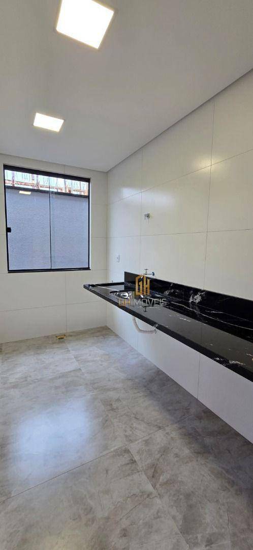 Casa à venda com 3 quartos, 210m² - Foto 17