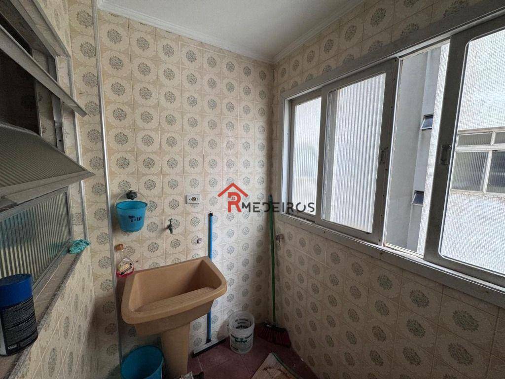 Apartamento à venda com 2 quartos, 75m² - Foto 13