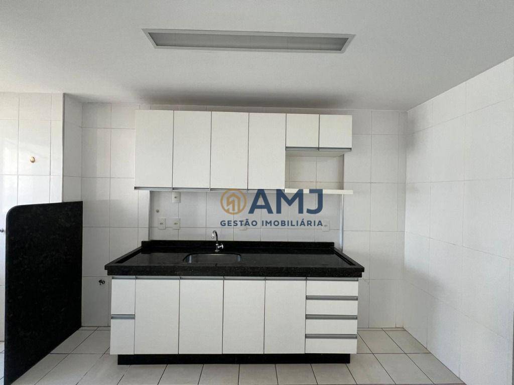 Apartamento à venda com 2 quartos, 66m² - Foto 7