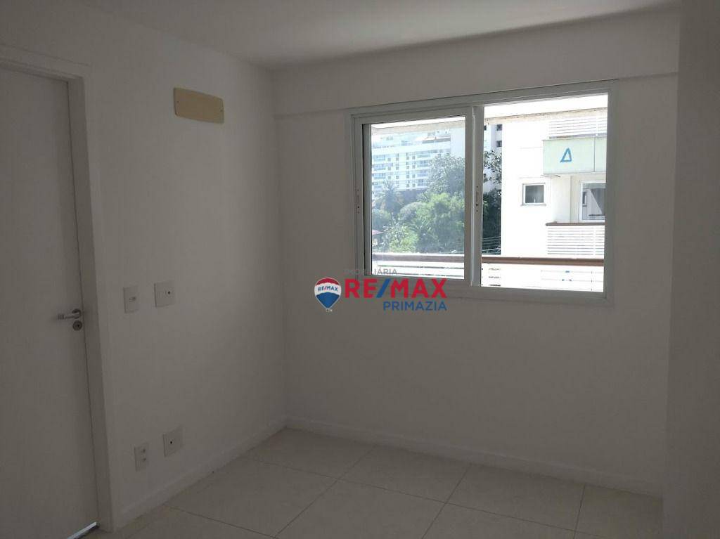 Apartamento para alugar com 3 quartos, 77m² - Foto 6