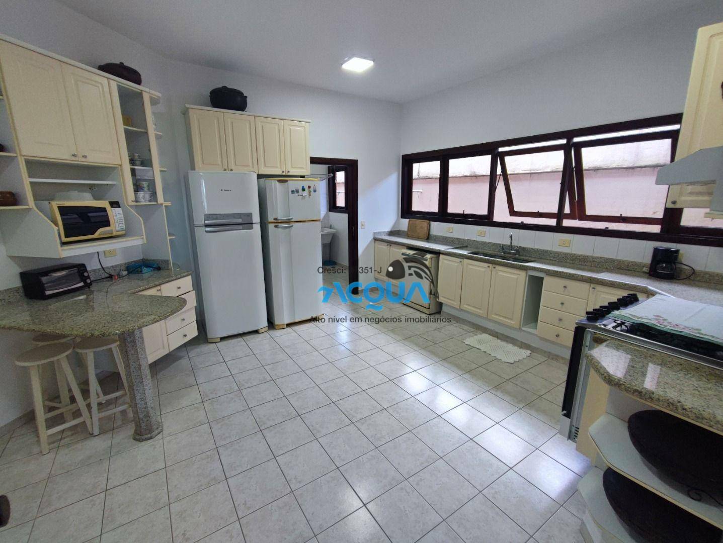 Casa de Condomínio à venda com 6 quartos, 600m² - Foto 4