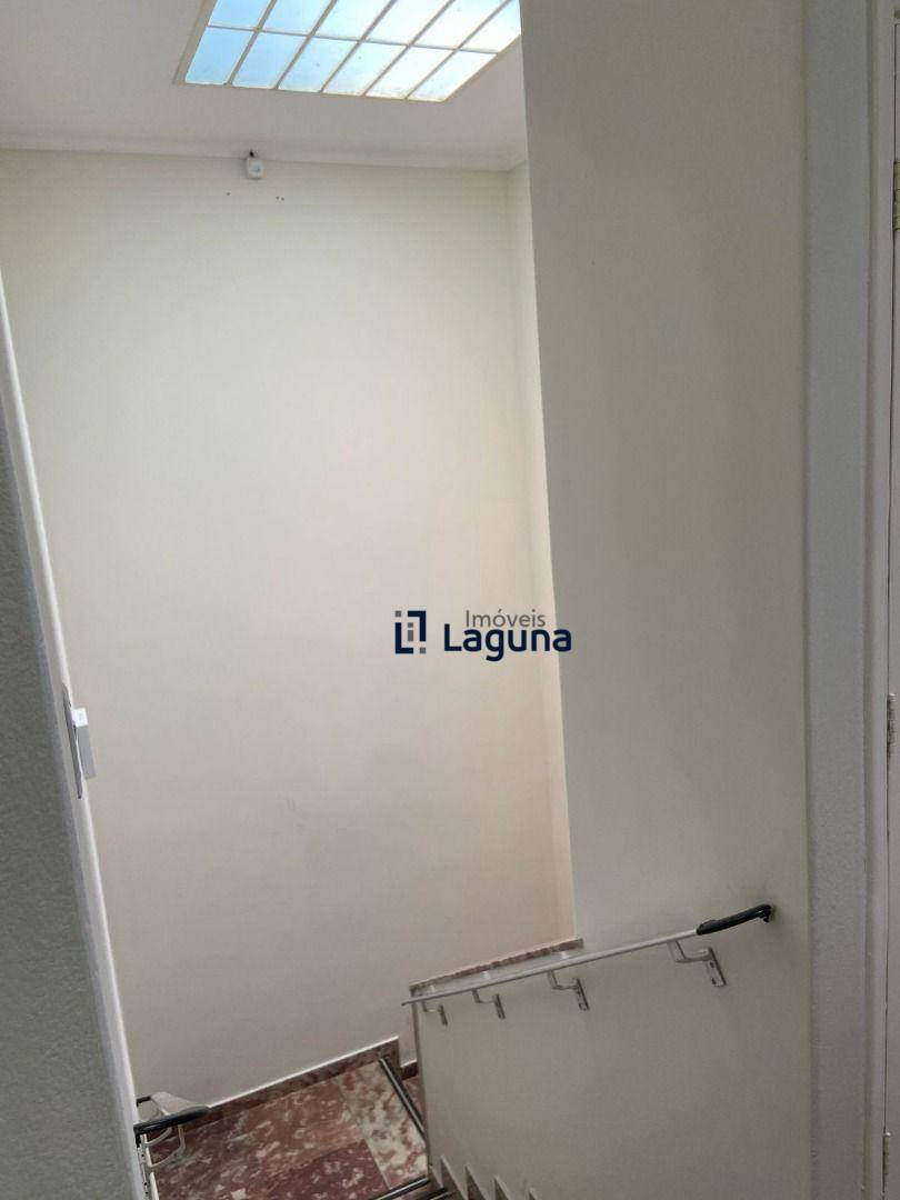 Prédio Inteiro para alugar, 384m² - Foto 18