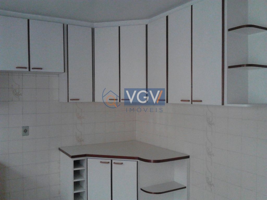 Sobrado à venda com 2 quartos, 69m² - Foto 1