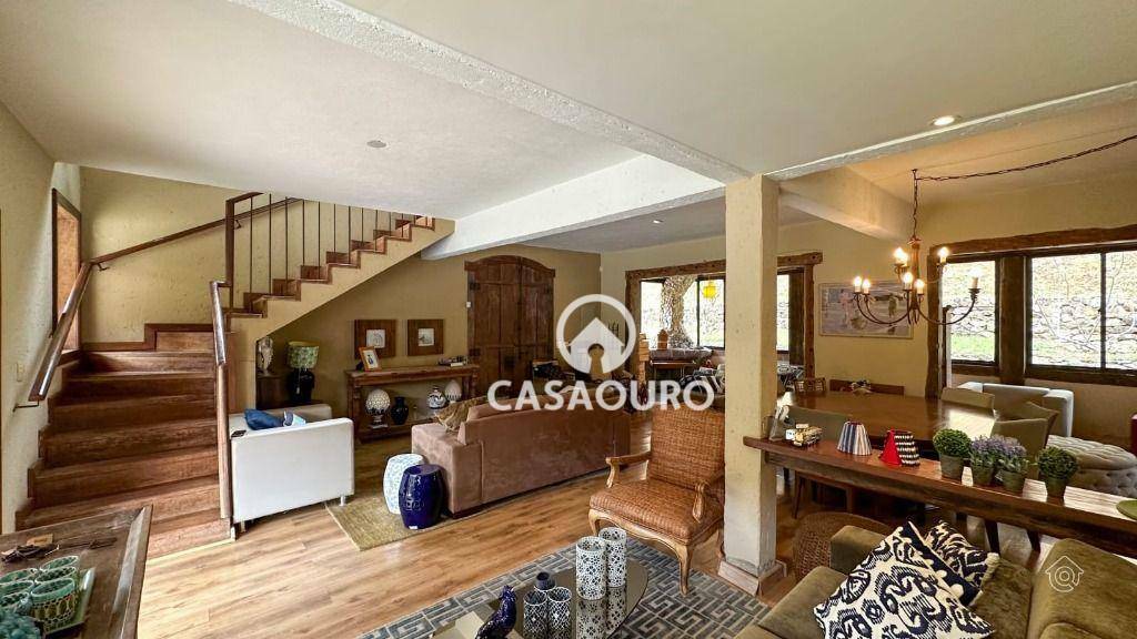 Casa de Condomínio à venda com 3 quartos, 360m² - Foto 7