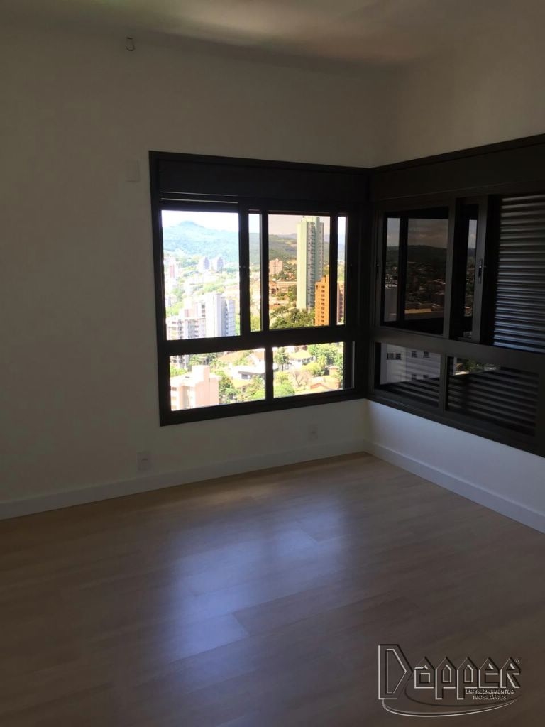 Apartamento à venda com 3 quartos, 204m² - Foto 5