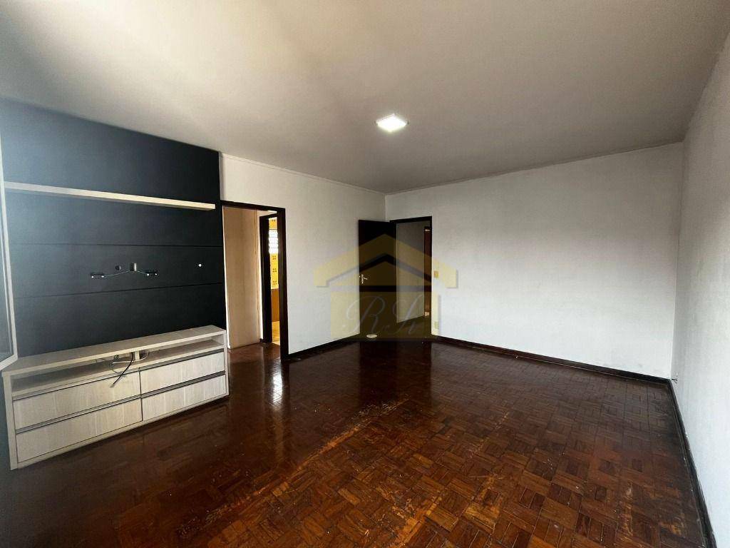 Sobrado à venda e aluguel com 3 quartos, 220m² - Foto 9