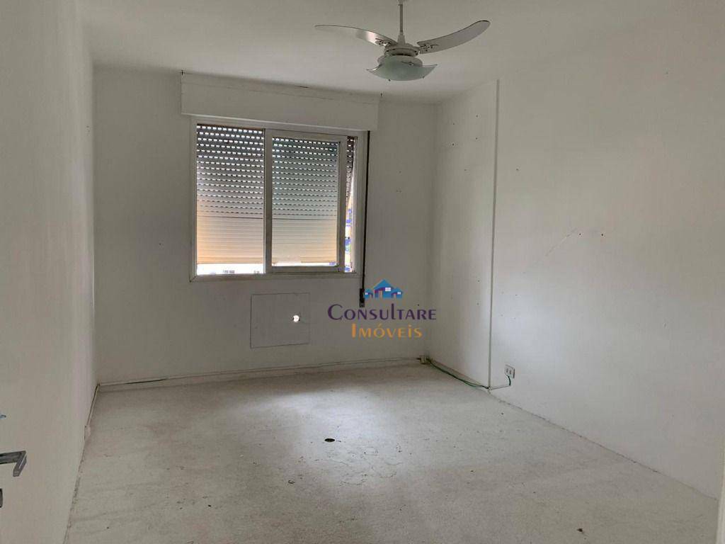 Apartamento à venda com 3 quartos, 176m² - Foto 13