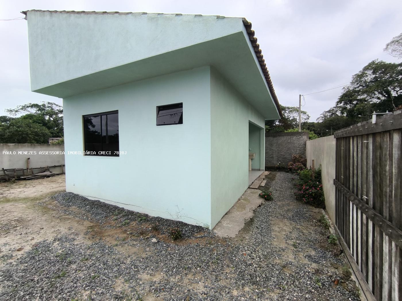 Casa à venda com 1 quarto, 150m² - Foto 2