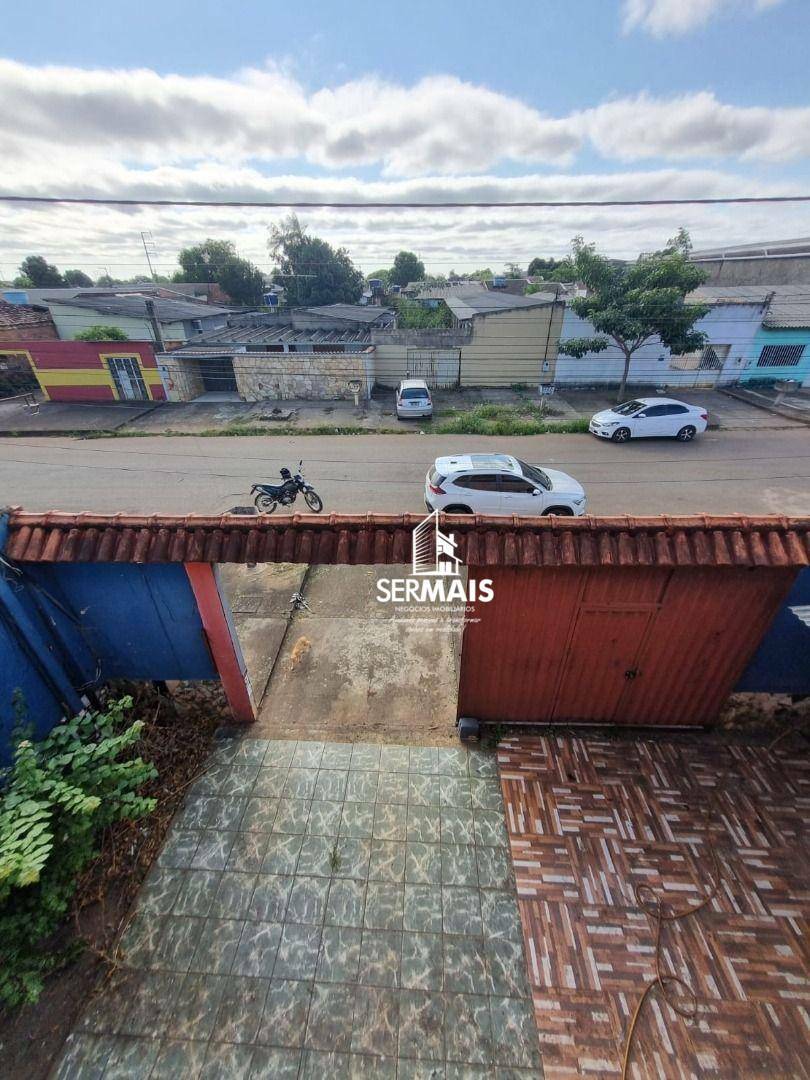 Casa à venda com 2 quartos, 200m² - Foto 4
