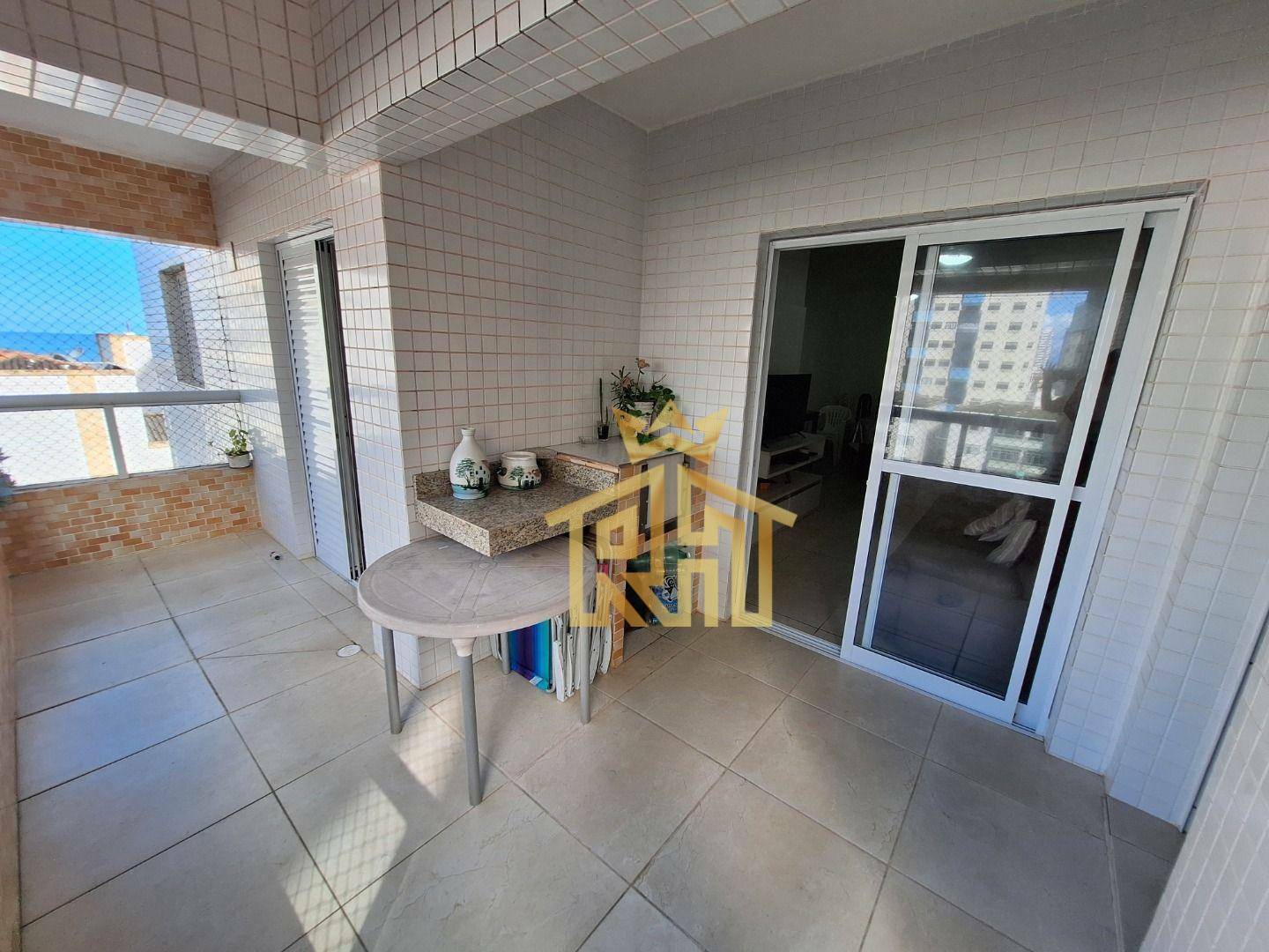 Apartamento à venda com 3 quartos, 96m² - Foto 2