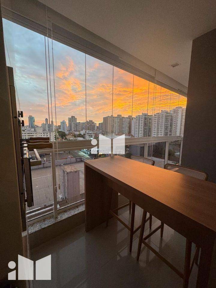 Apartamento à venda com 2 quartos, 65m² - Foto 3