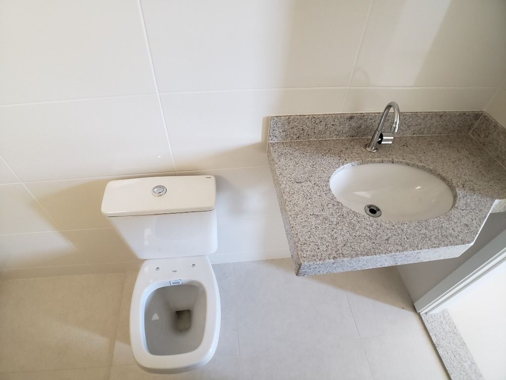 Apartamento à venda com 2 quartos, 56m² - Foto 13