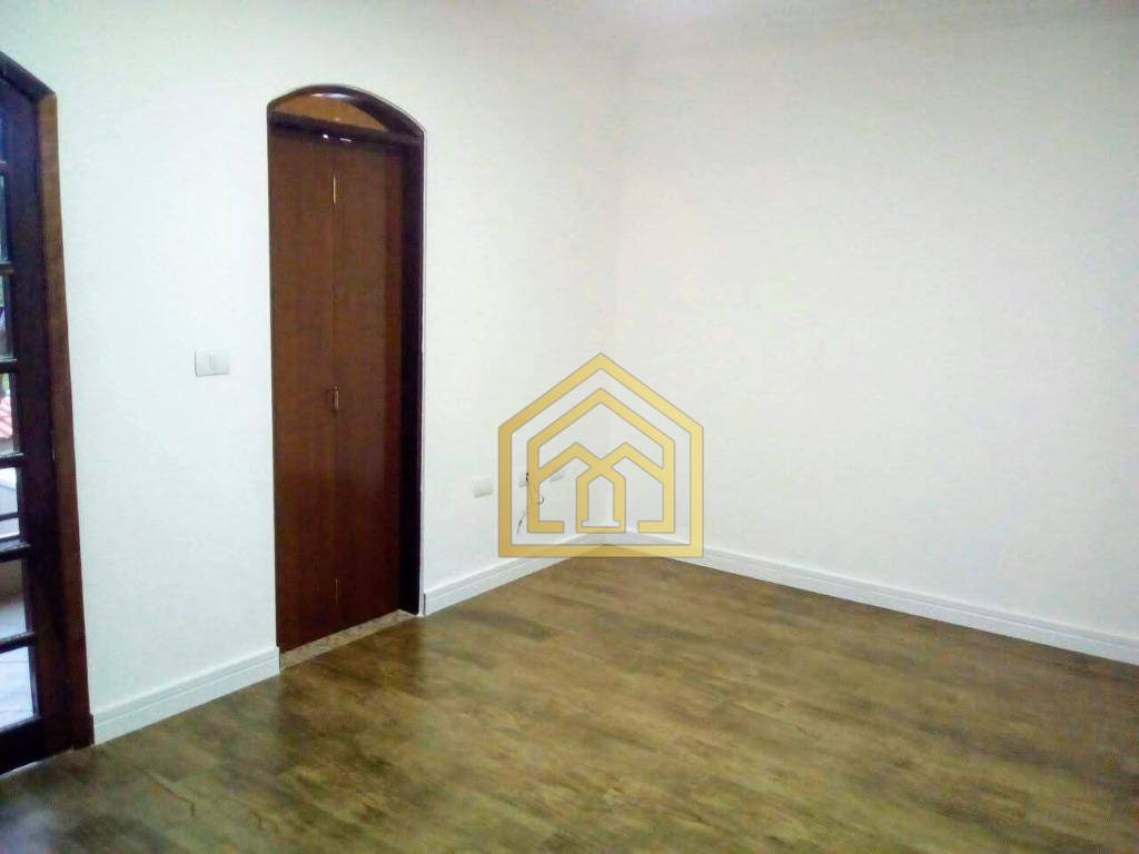 Sobrado à venda com 4 quartos, 180m² - Foto 24