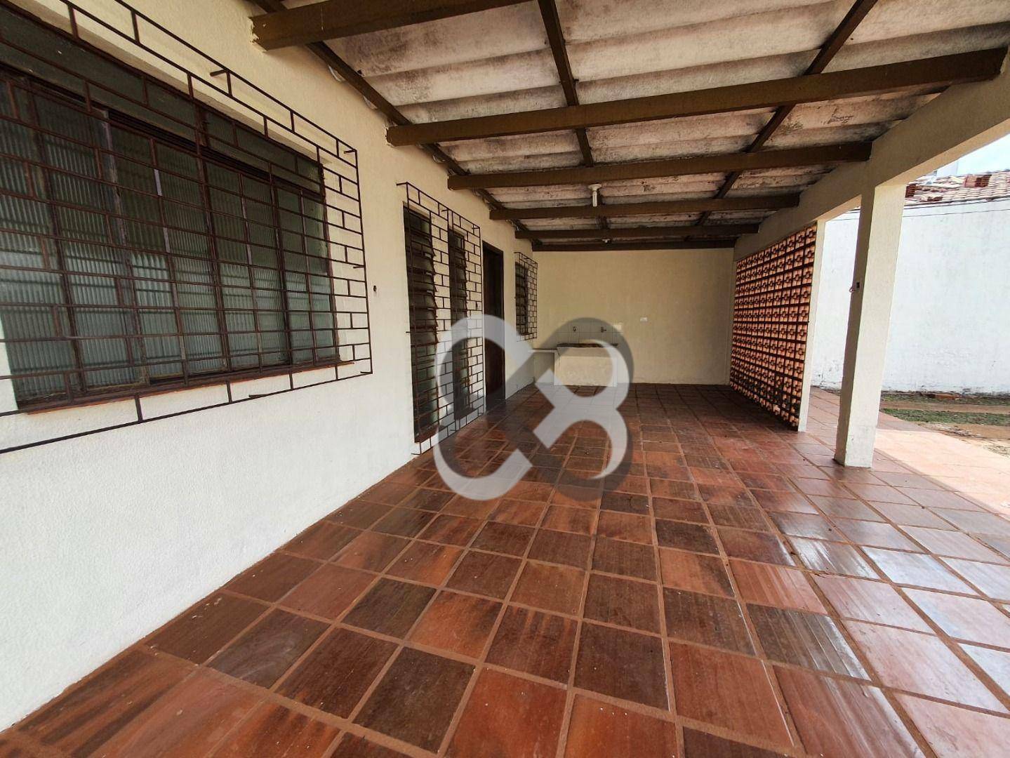 Casa à venda com 2 quartos, 72m² - Foto 2