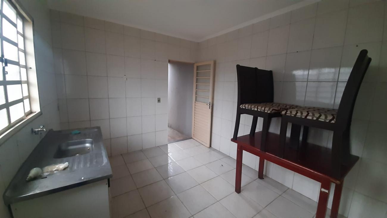 Casa à venda com 2 quartos, 68m² - Foto 5