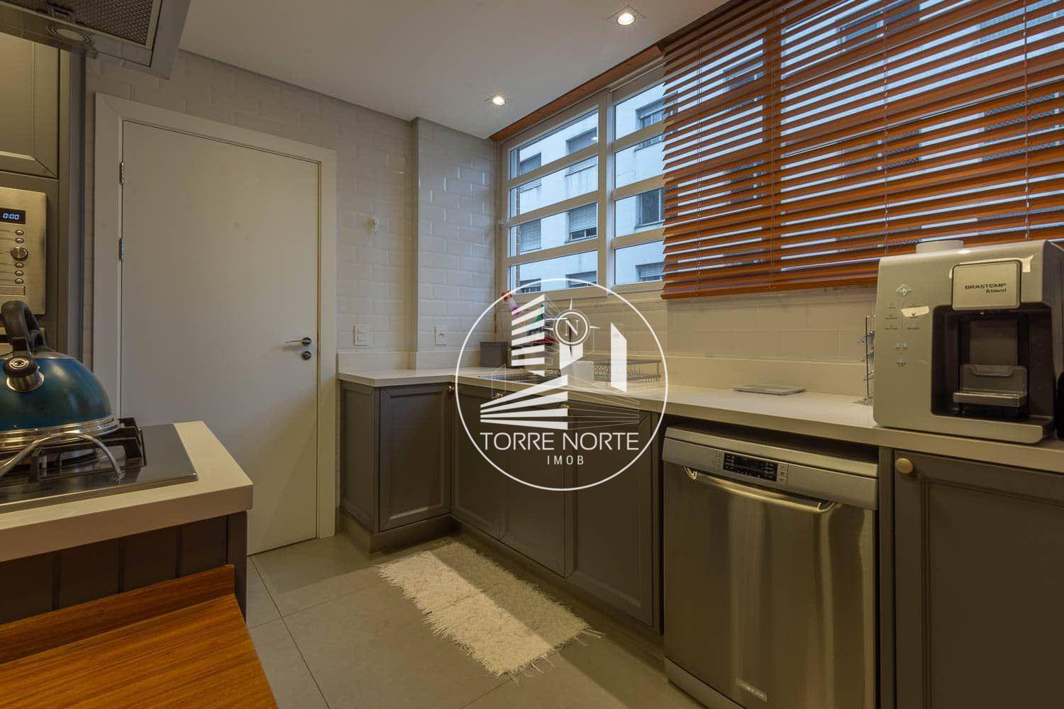 Apartamento à venda com 3 quartos, 260m² - Foto 24