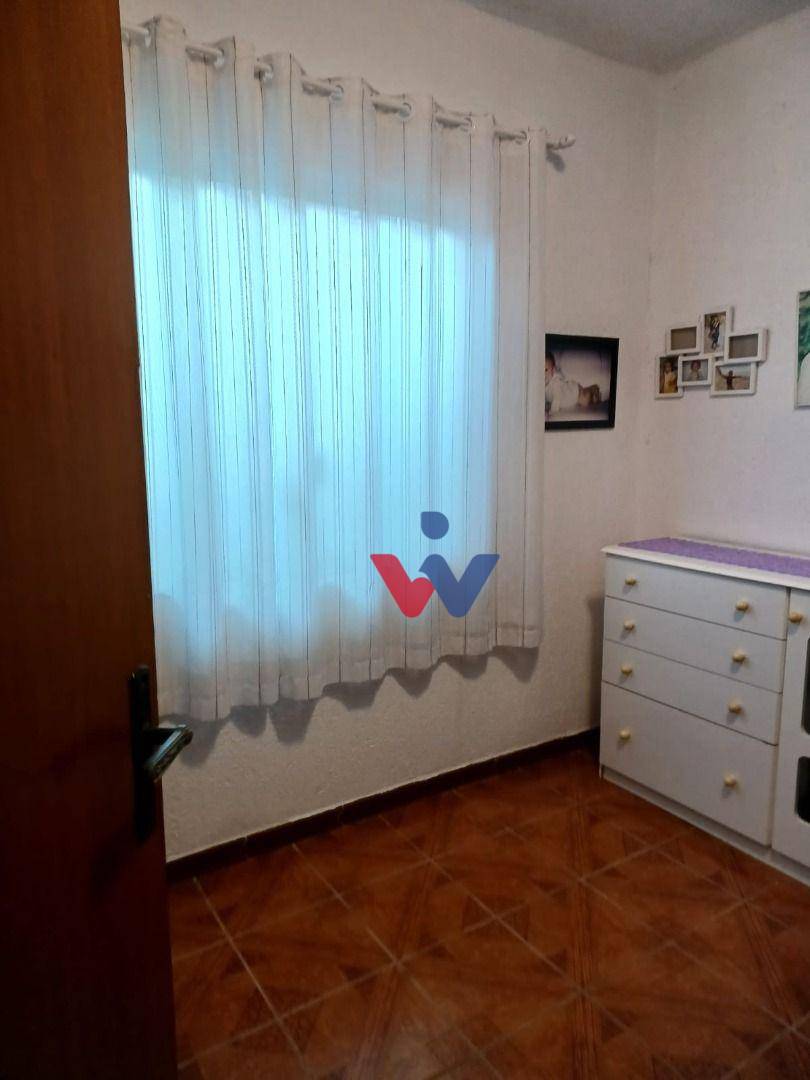 Casa à venda com 4 quartos, 135m² - Foto 10