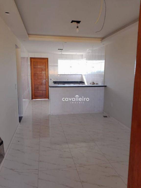 Casa à venda com 2 quartos, 65m² - Foto 4