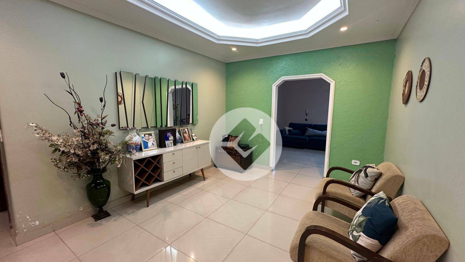Casa à venda com 4 quartos, 335m² - Foto 7