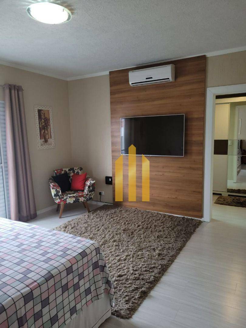 Sobrado à venda com 3 quartos, 205m² - Foto 24