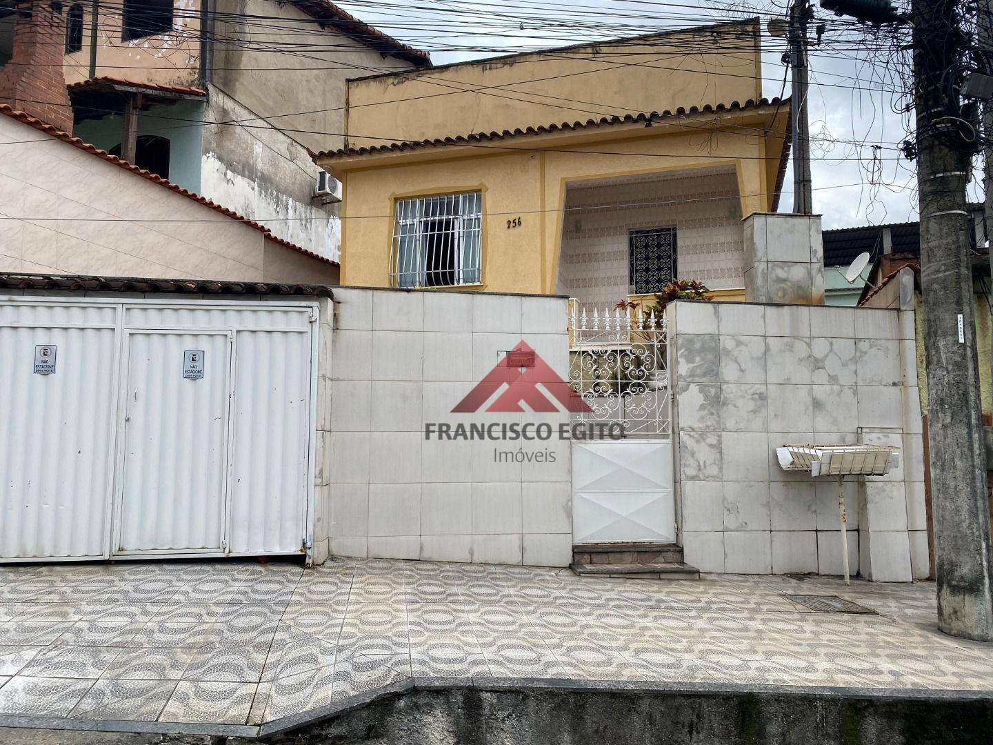 Casa à venda com 5 quartos, 160m² - Foto 1