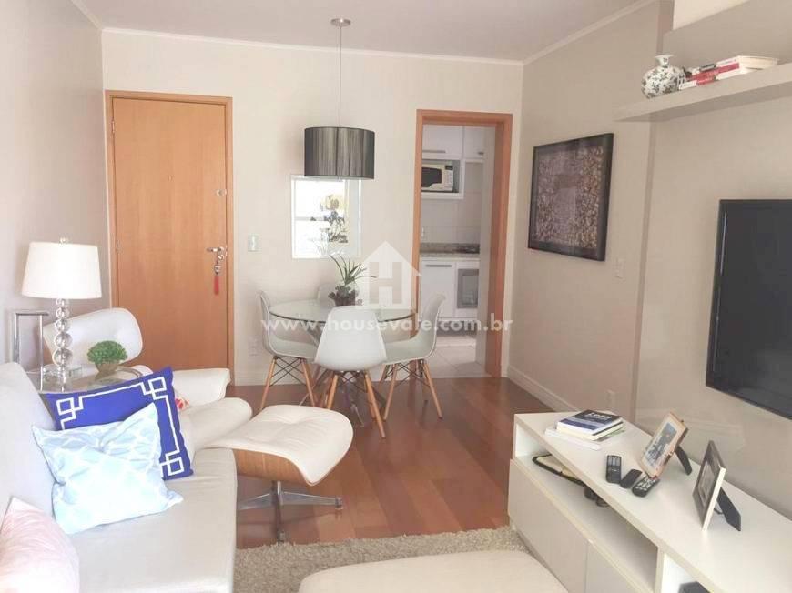 Apartamento à venda com 3 quartos, 75m² - Foto 2