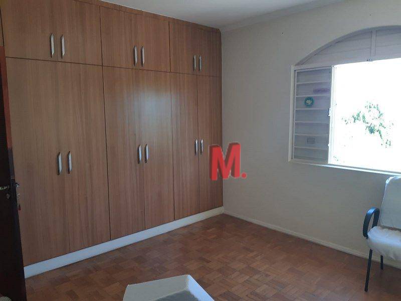 Casa à venda com 5 quartos, 257m² - Foto 9