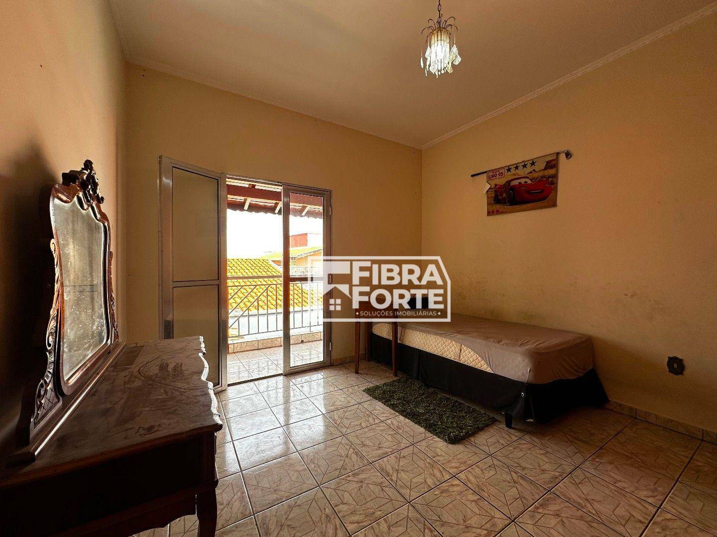 Casa à venda com 4 quartos, 230m² - Foto 17