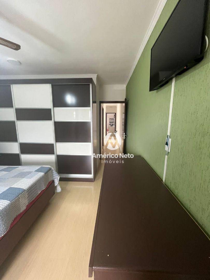 Sobrado à venda com 3 quartos, 231m² - Foto 41