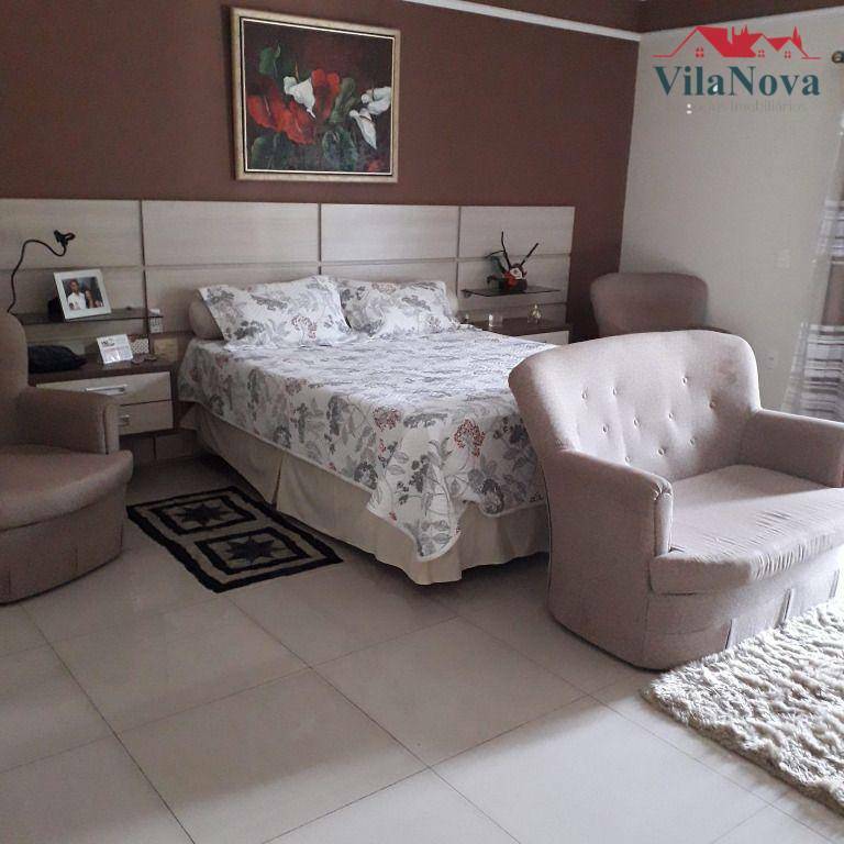 Casa à venda com 3 quartos, 240m² - Foto 6