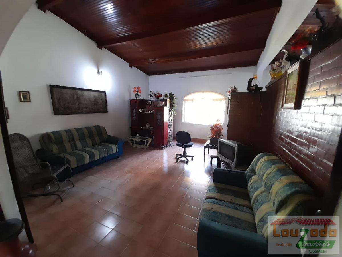 Chácara à venda com 2 quartos, 2160m² - Foto 4