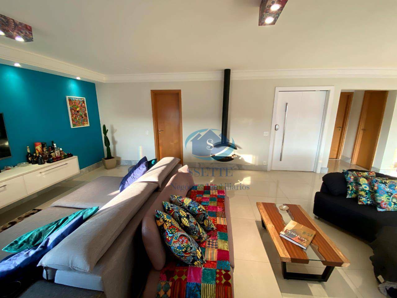 Apartamento à venda com 3 quartos, 213m² - Foto 21