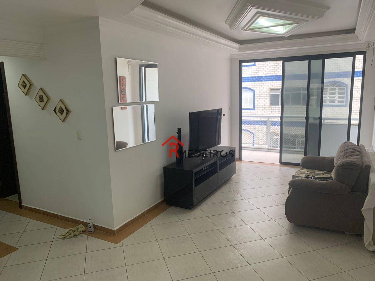 Apartamento para alugar com 3 quartos, 136m² - Foto 3