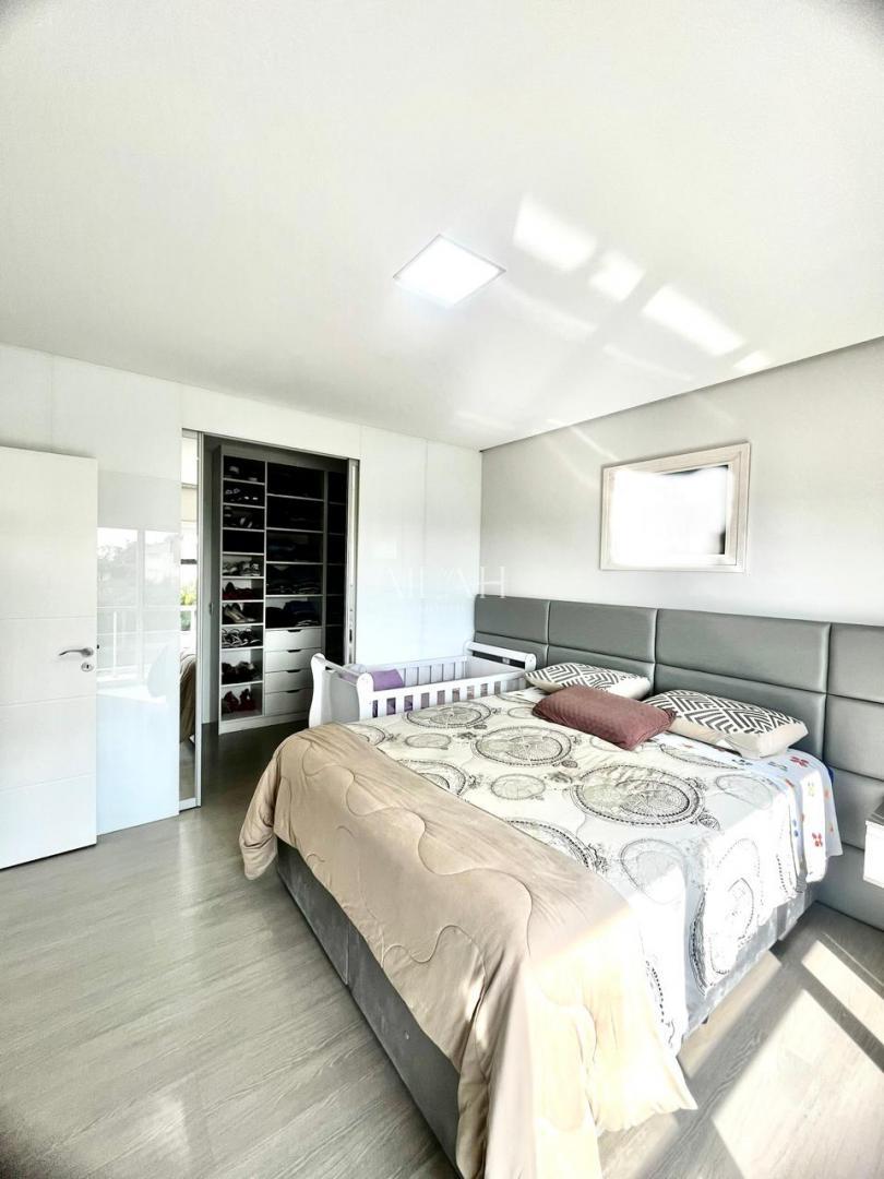 Casa à venda com 3 quartos, 294m² - Foto 13