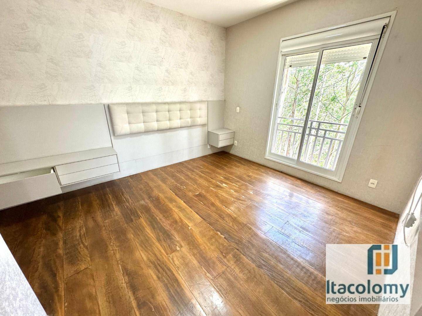 Apartamento para alugar com 3 quartos, 201m² - Foto 8