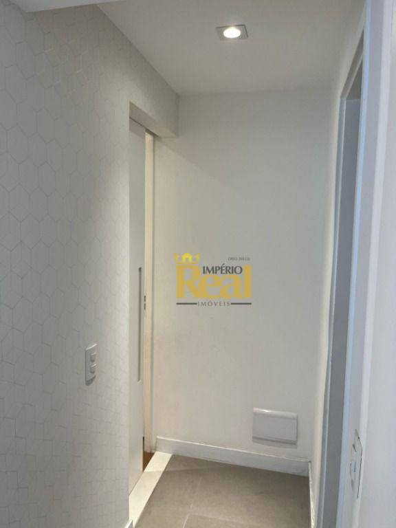 Apartamento à venda com 3 quartos, 130m² - Foto 35