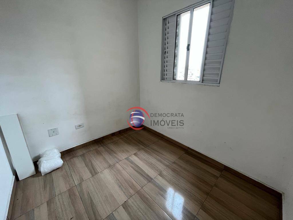 Apartamento à venda e aluguel com 2 quartos, 45m² - Foto 3