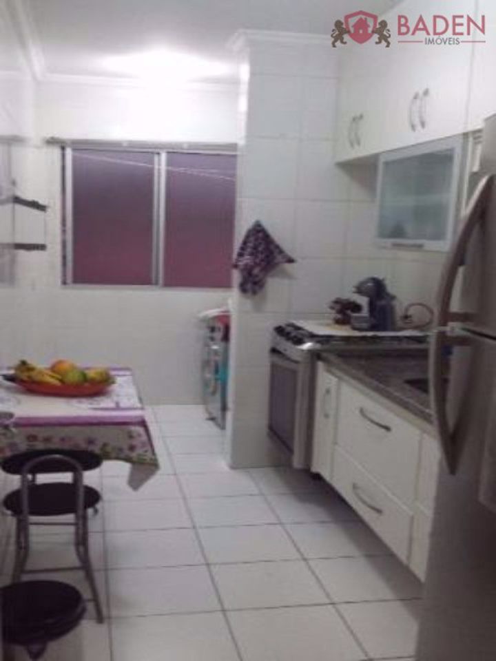 Apartamento à venda com 2 quartos, 52m² - Foto 6