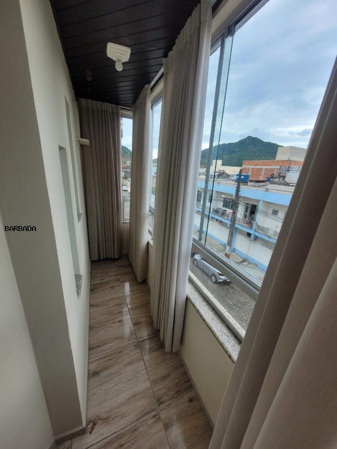 Apartamento para alugar com 2 quartos, 72m² - Foto 9