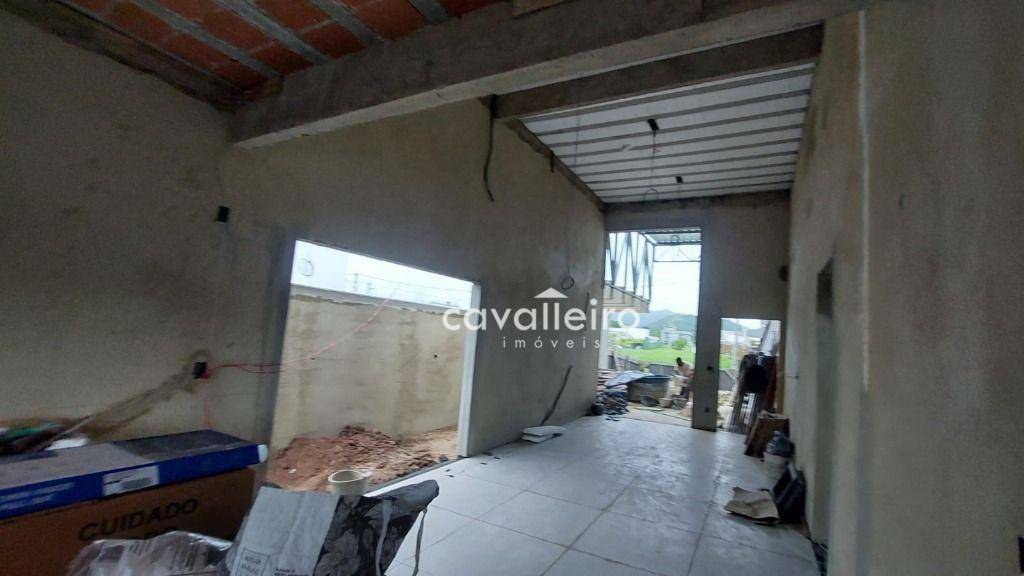 Casa de Condomínio à venda com 3 quartos, 360m² - Foto 46