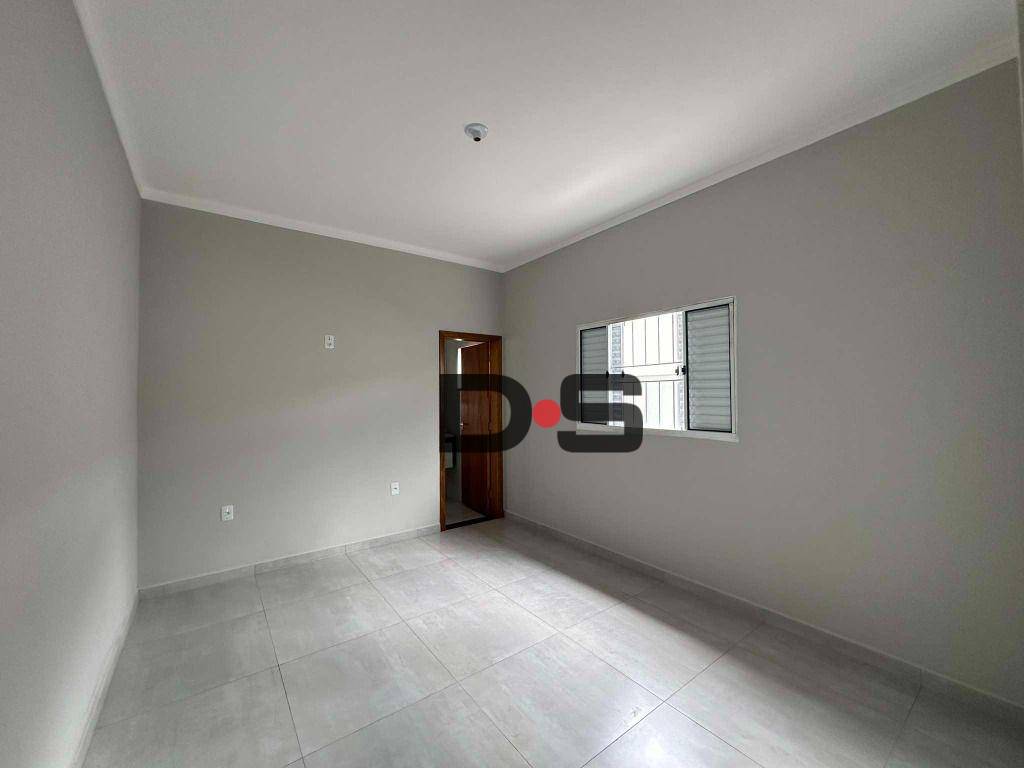 Casa à venda com 2 quartos, 62m² - Foto 6