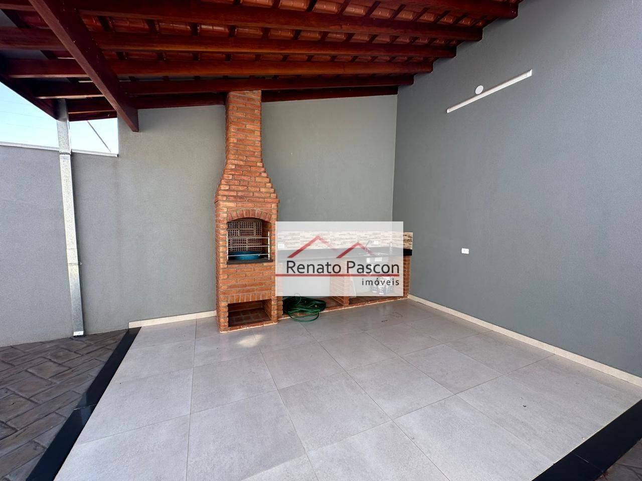 Casa à venda com 3 quartos, 141m² - Foto 2