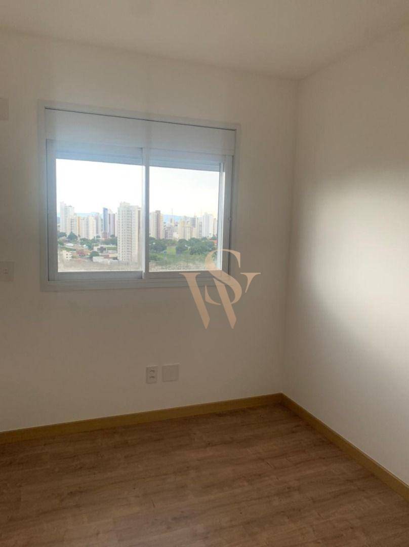 Apartamento à venda com 3 quartos, 95m² - Foto 2