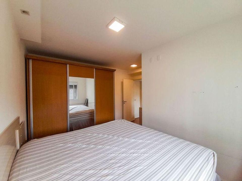 Apartamento para alugar com 1 quarto, 62m² - Foto 7